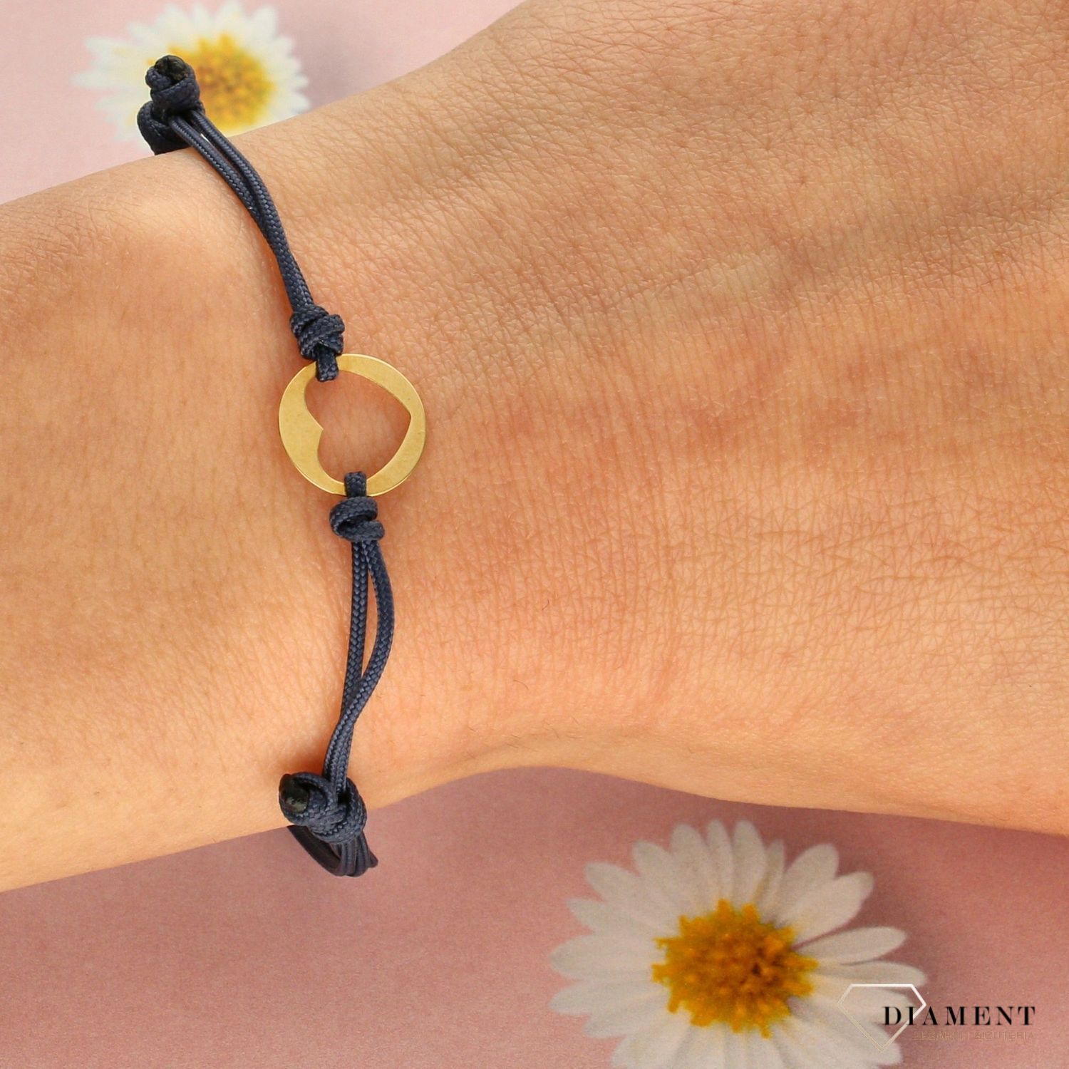 Złota bransoletka na sznureczku serce 585 żółte złoto B OZ 145B.jpg